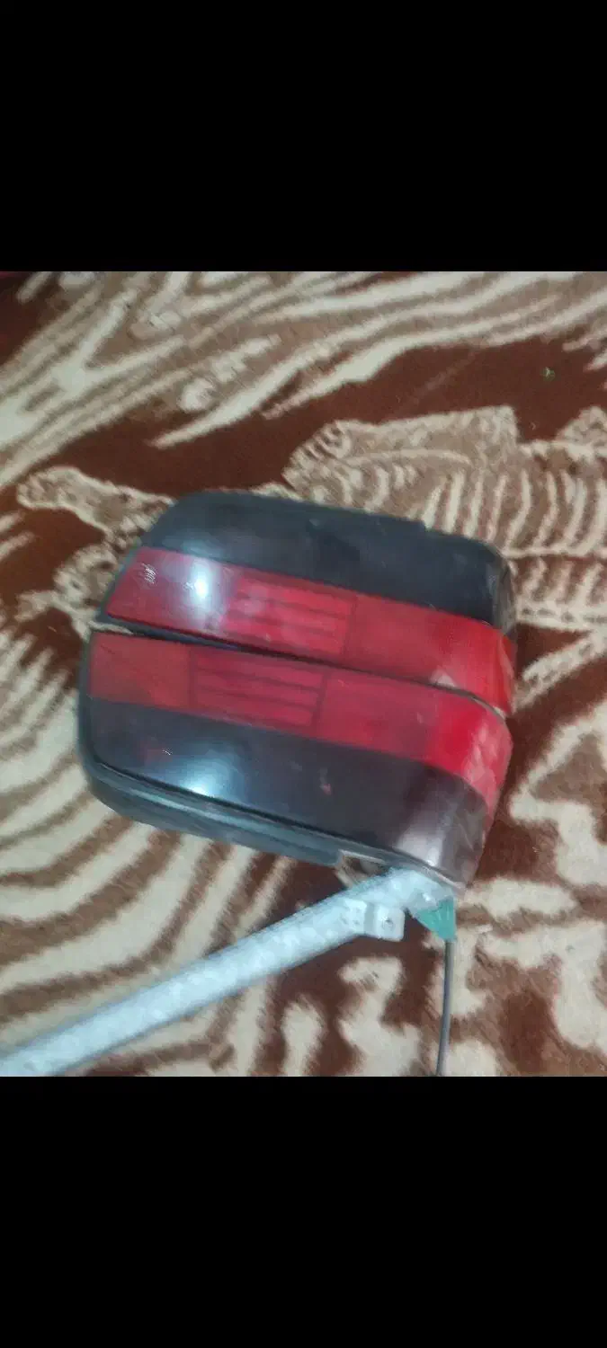 یک جفت چراغ خطر پارس با موتورشیشه بالابرسمند|قطعات یدکی و لوازم جانبی|خرم‌آباد, |دیوار