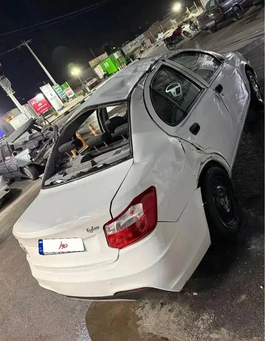 ساینا اس مدل ۴۰۲تصادفی کمضرب|خودرو سواری و وانت|مشهد, توس (بلوار توس)|دیوار