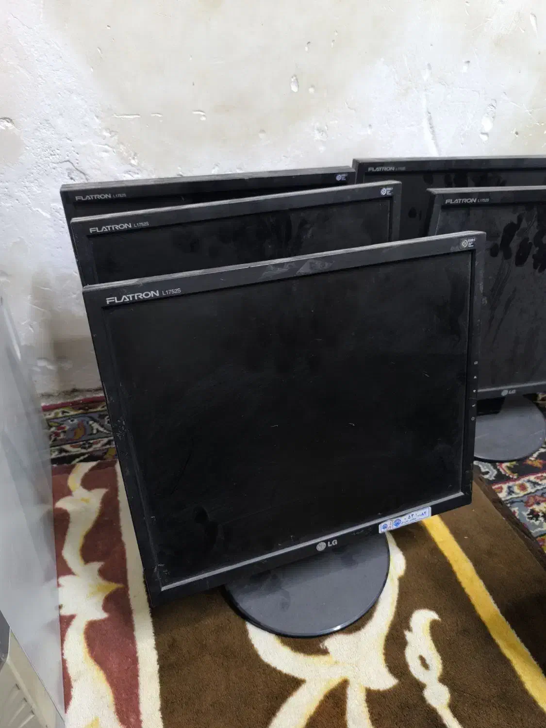 تعدادی مانیتور 17اینچ الجی|رایانه رومیزی|شوشتر, |دیوار