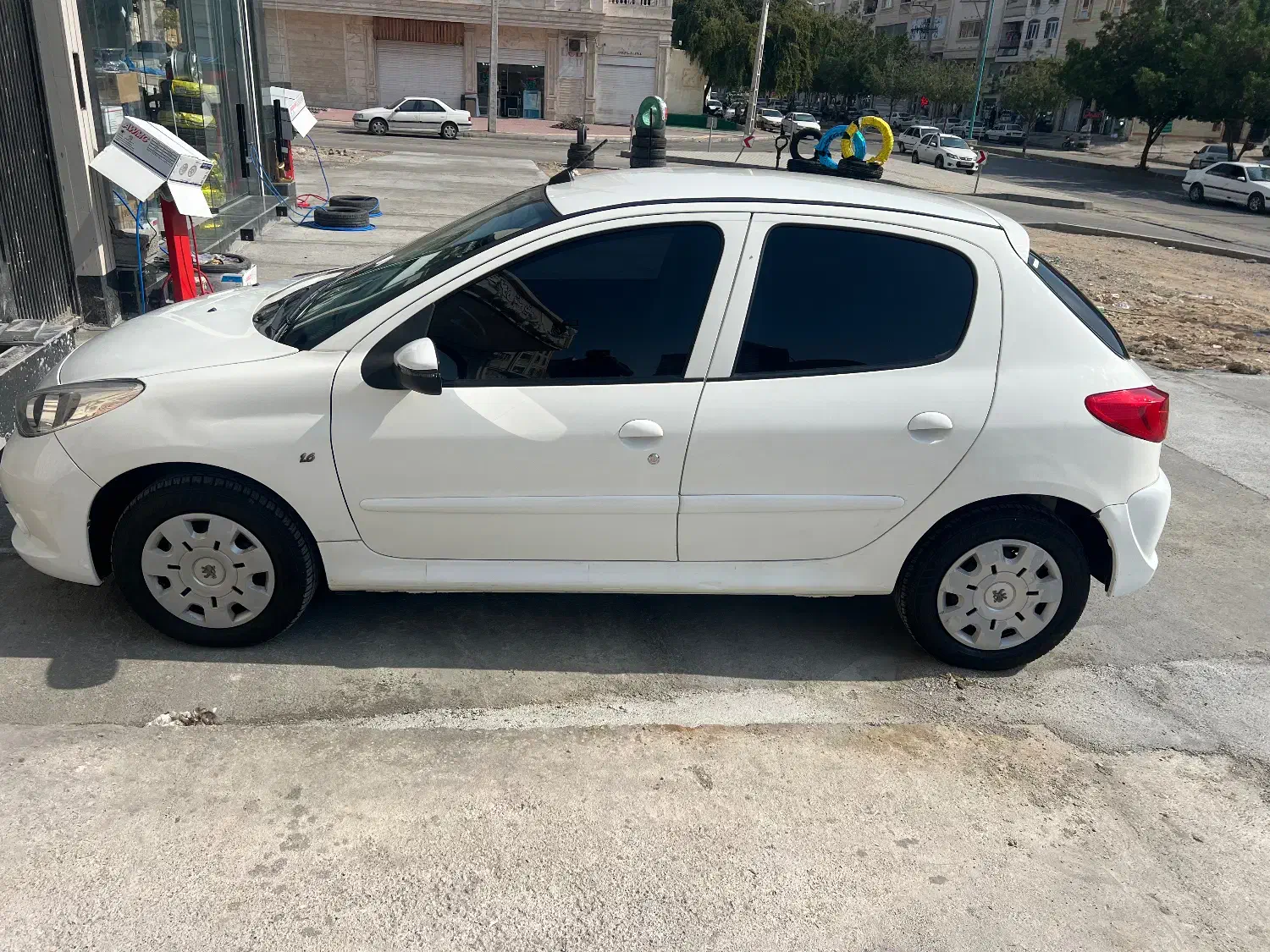 207مدل402|خودرو سواری و وانت|بندرعباس, |دیوار