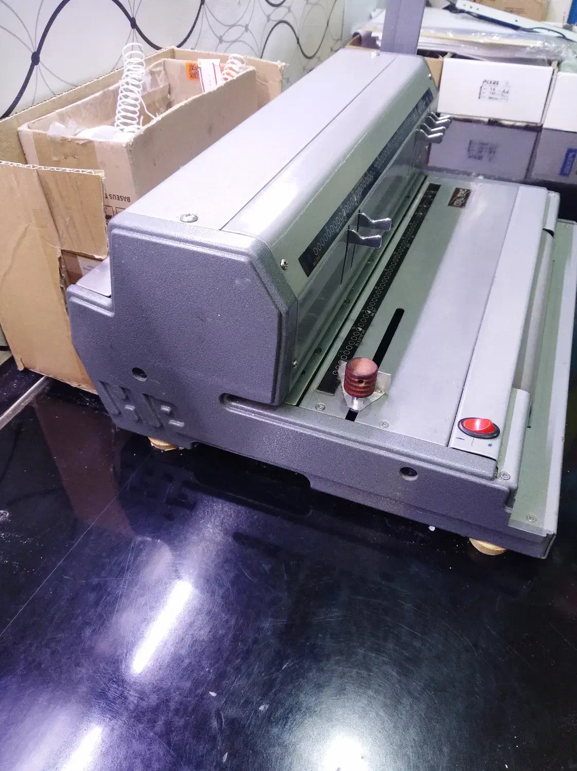 دستگاه سیمی|لوازم التحریر|میانه, |دیوار