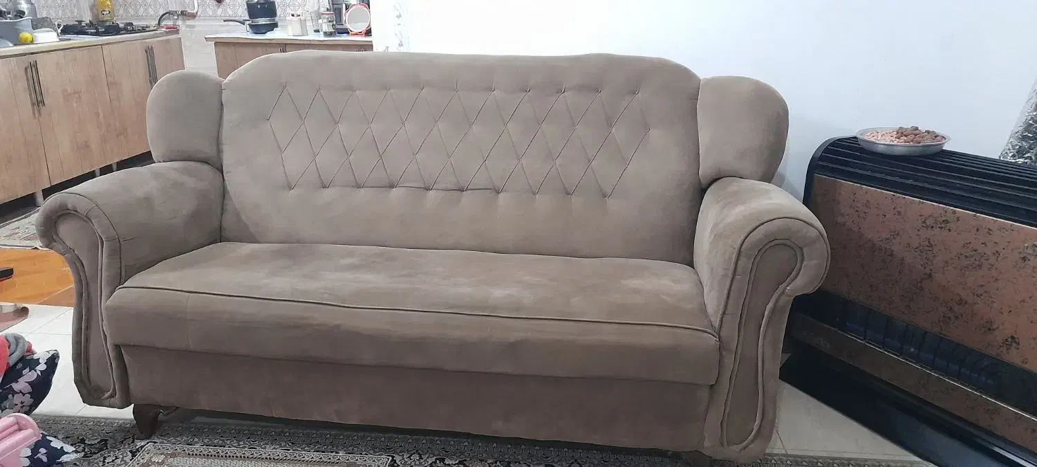 مبلمان ۷نفره بامیز|مبلمان خانگی و میز عسلی|آستانه اشرفیه, |دیوار