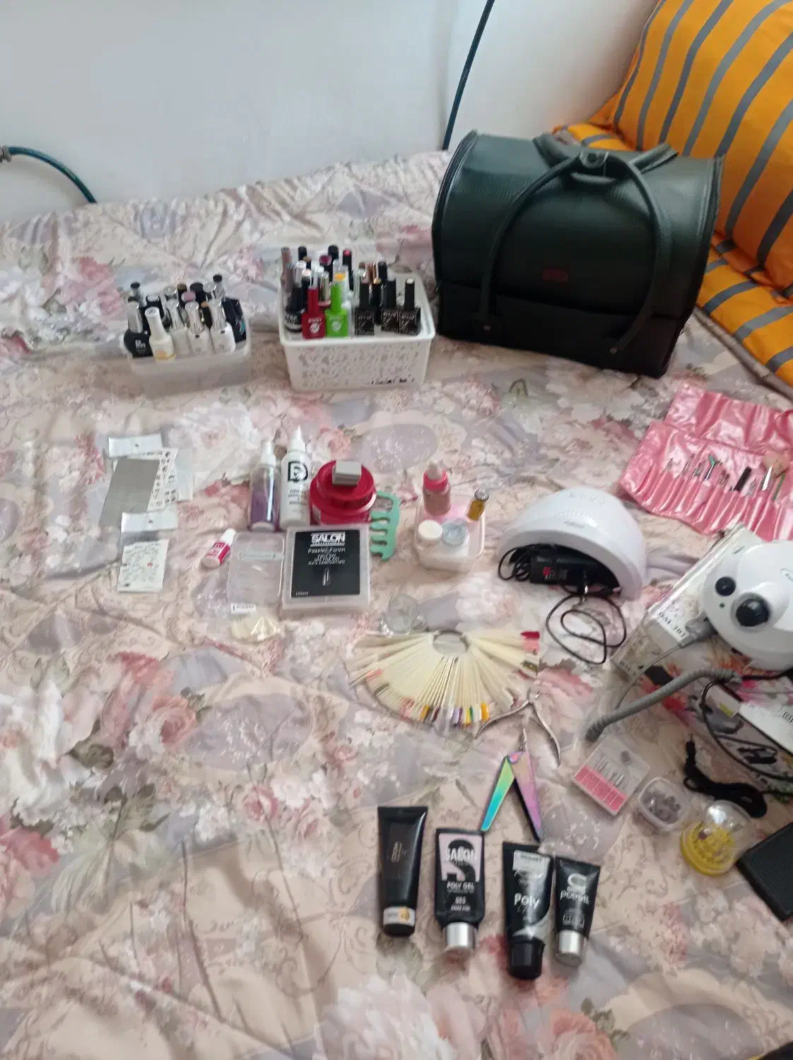 لوازم کاشت ناخن|آرایشی، بهداشتی، درمانی|تبریز, |دیوار