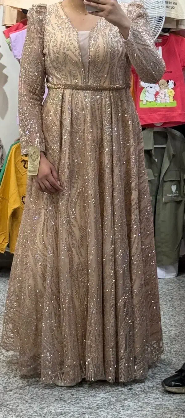 فروش و اجاره لباس مجلسی سایز۴۴-۴۶|لباس|بیرجند, |دیوار