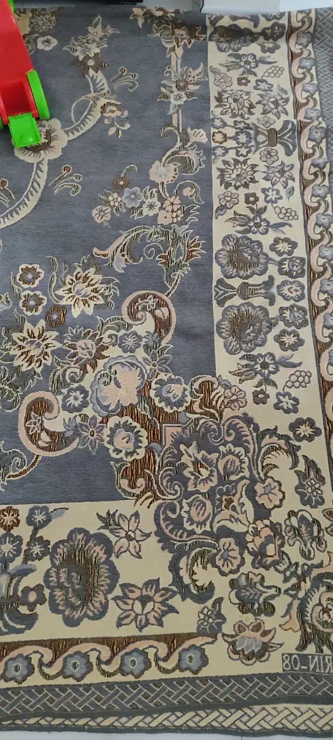 روفرشی|روفرشی|مشهد, هفت تیر (نه دره)|دیوار