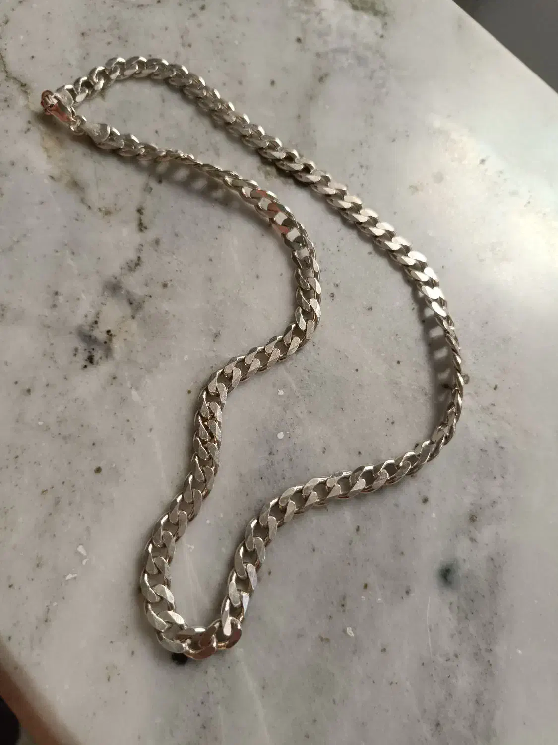 زنجیر نقره جوان پسند زیبا|زیورآلات و اکسسوری|منجیل, |دیوار