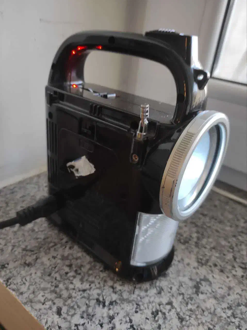 رادیو اسپیکر فلش خور چراغ قوه دار|سیستم صوتی خانگی|باسمنج, |دیوار