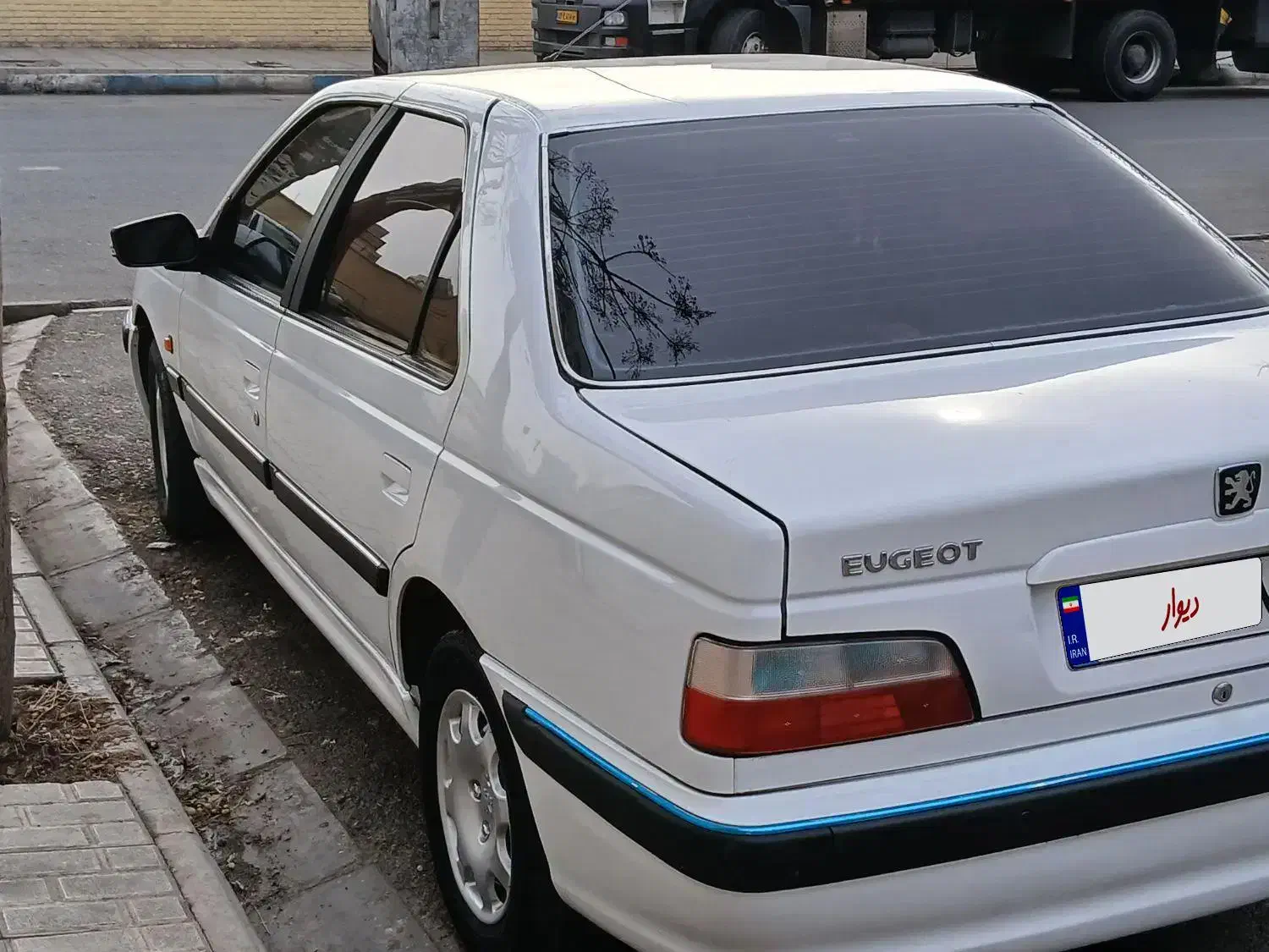 بهترین خریدار تصادفی اسقاطی معاوضه با خودرو سالم|خودرو سواری و وانت|پاکدشت, پاکدشت (مامازند)|دیوار