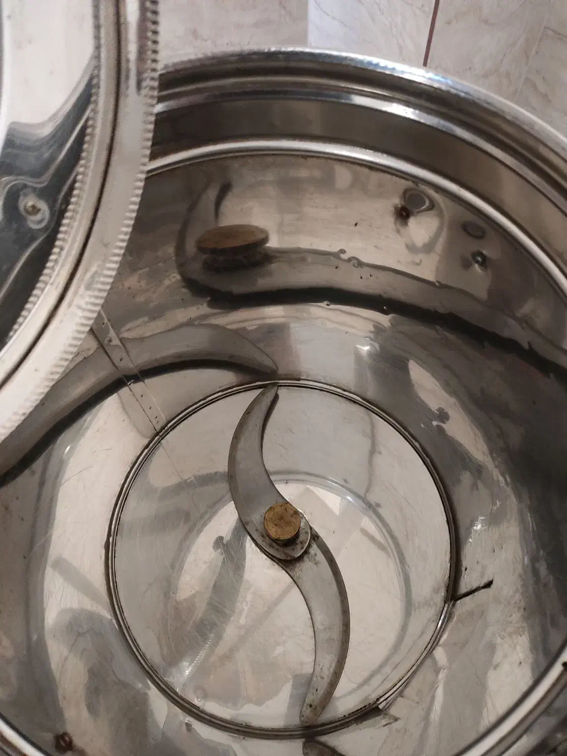 سبزی خرد کن ۱۰ کیلویی صنعتی در حد نو|خردکن، آسیاب، غذاساز|ابریشم, |دیوار