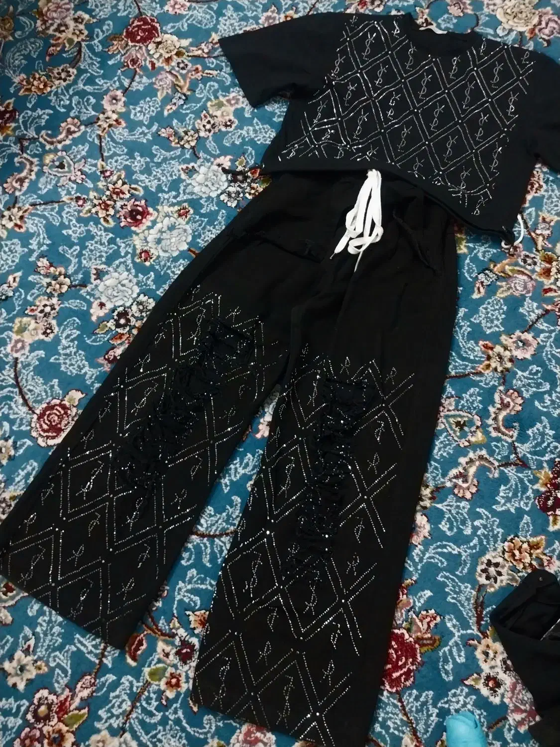 لباس اسپرت نگینی و زمستانه و نیم پوت ۳۵و۳۴|حراج|خرمآباد, |دیوار