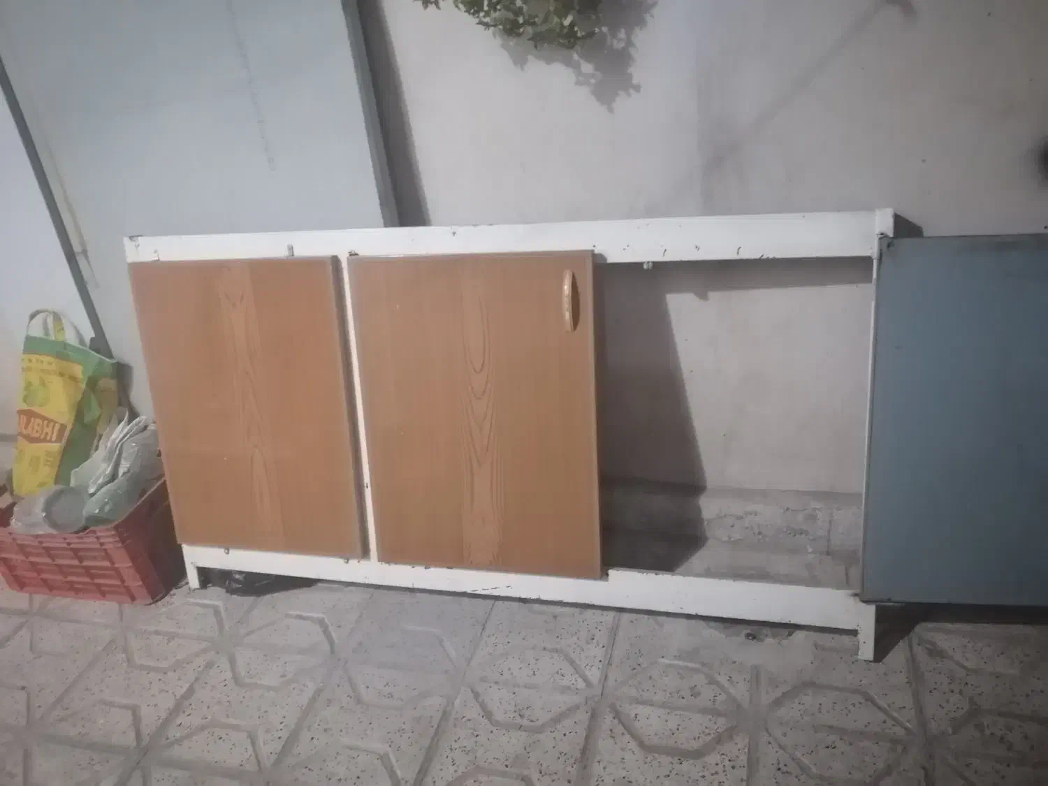 درب به همراه کم درب کابینت فلزی|مصالح و تجهیزات ساختمان|مشهد, شهرک ابوذر|دیوار