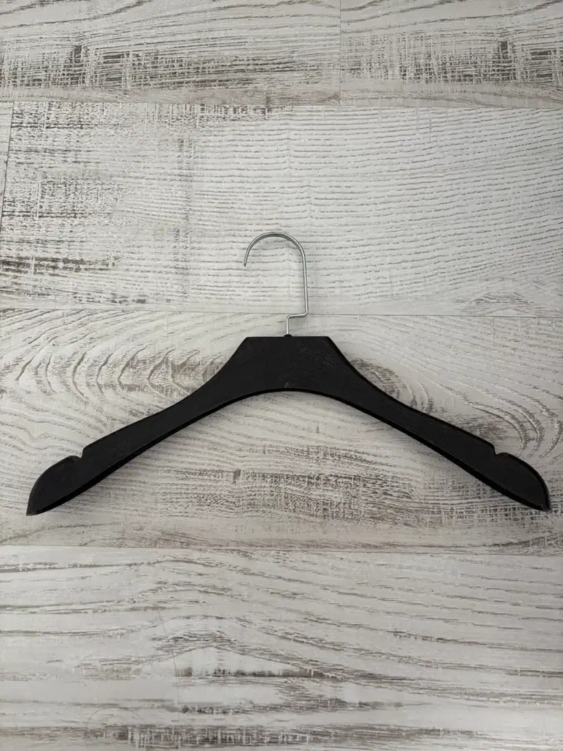 چوب کار|بندرخت و رختآویز|رشت, نیکمرام|دیوار