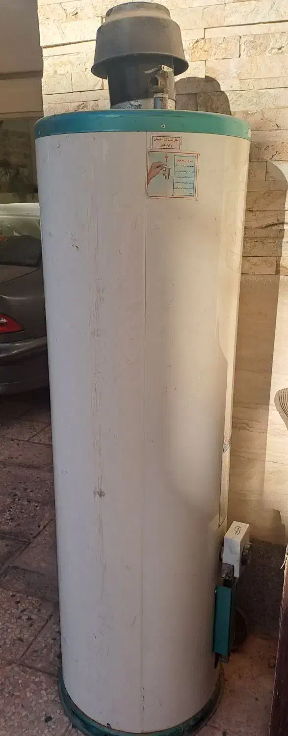 فروش آبگرمکن ۲۰۰لیتری|آبگرمکن، پکیج، شوفاژ|نیشابور, شهرک فرهنگیان|دیوار