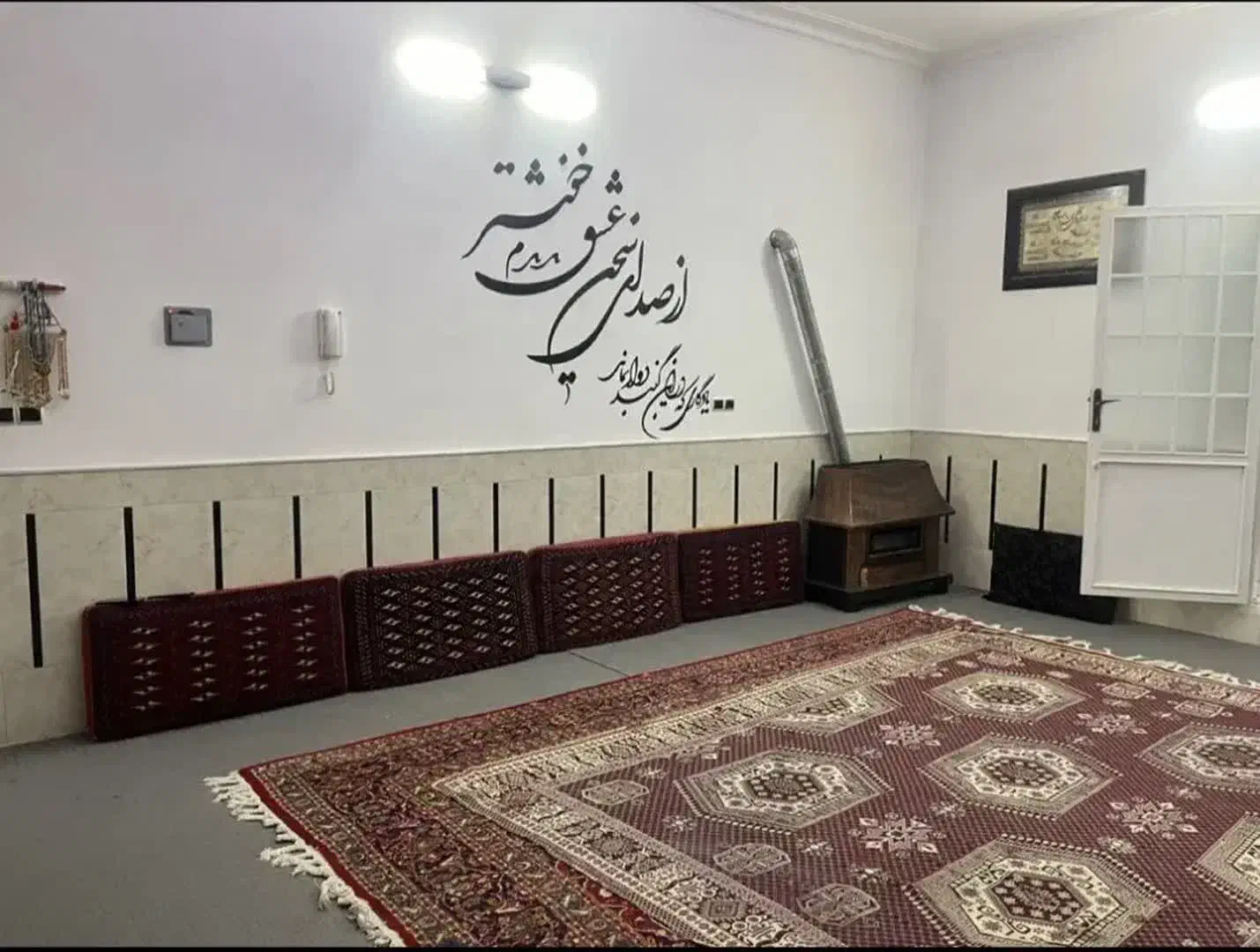 ویلا ۲۳۰ متری در فردو|فروش خانه و ویلا|قم, بلوار امین و ساحلی|دیوار