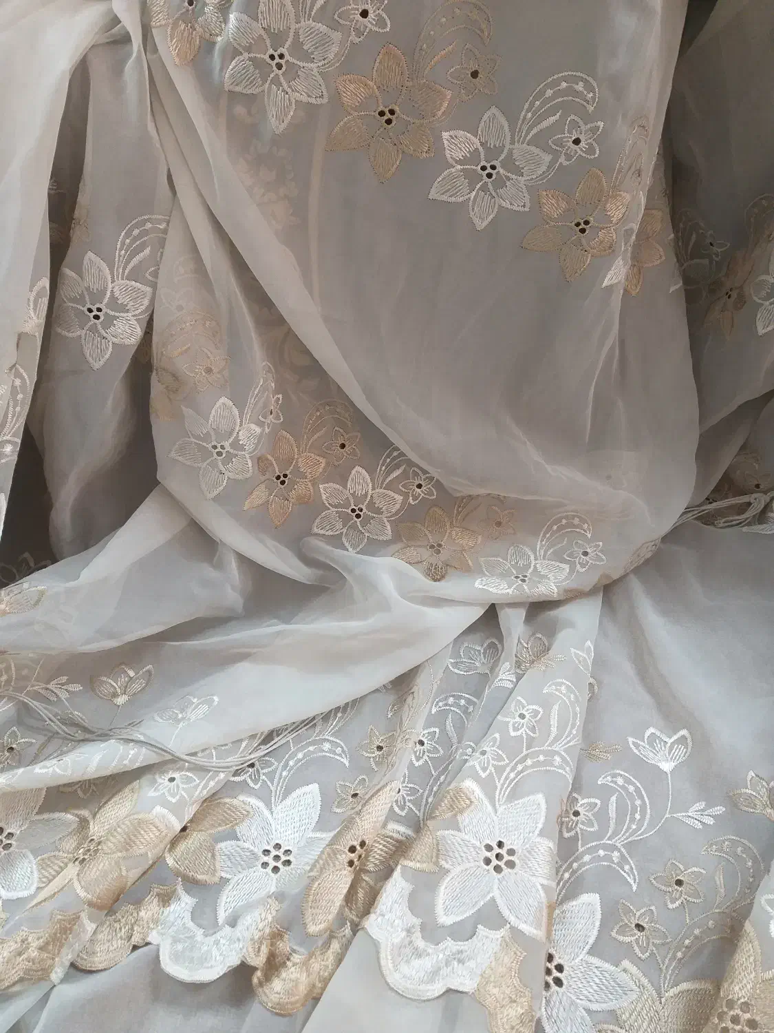 پرده خیلی تمیز و نو|پرده، رانر، رومیزی|مشهد, رضاشهر|دیوار