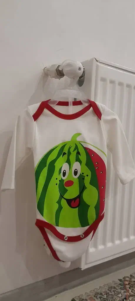 لباس یلدایی نوزادی|کفش و لباس بچه|اسلامشهر, شهرک قائمیه|دیوار