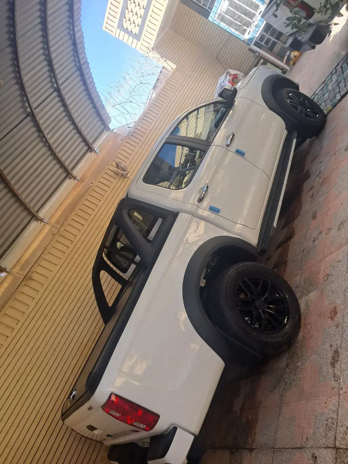 کی ام سی t8مدل1404|خودرو سواری و وانت|رفسنجان, |دیوار