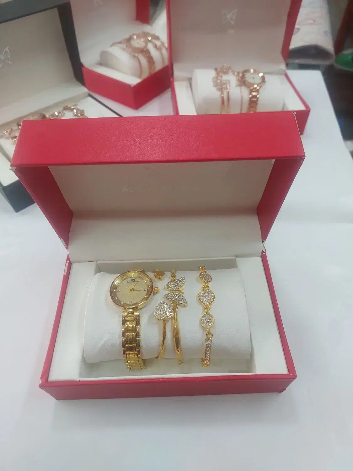 ساعت ست دخترانه|ساعت|اسلام‌شهر, شاطره|دیوار