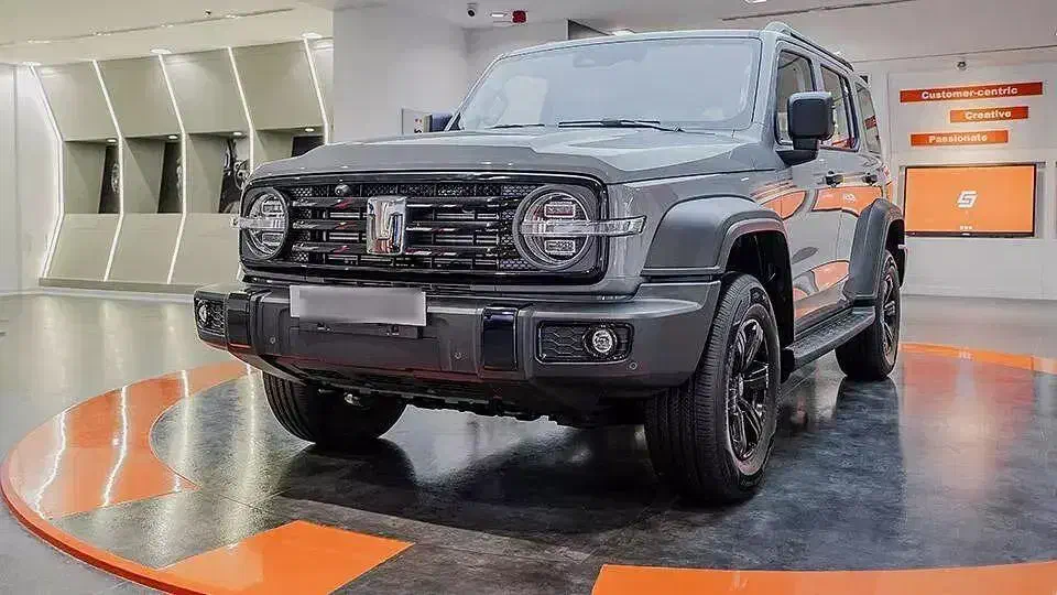 تانک ۳۰۰|خودرو سواری و وانت|اصفهان, سیچان|دیوار