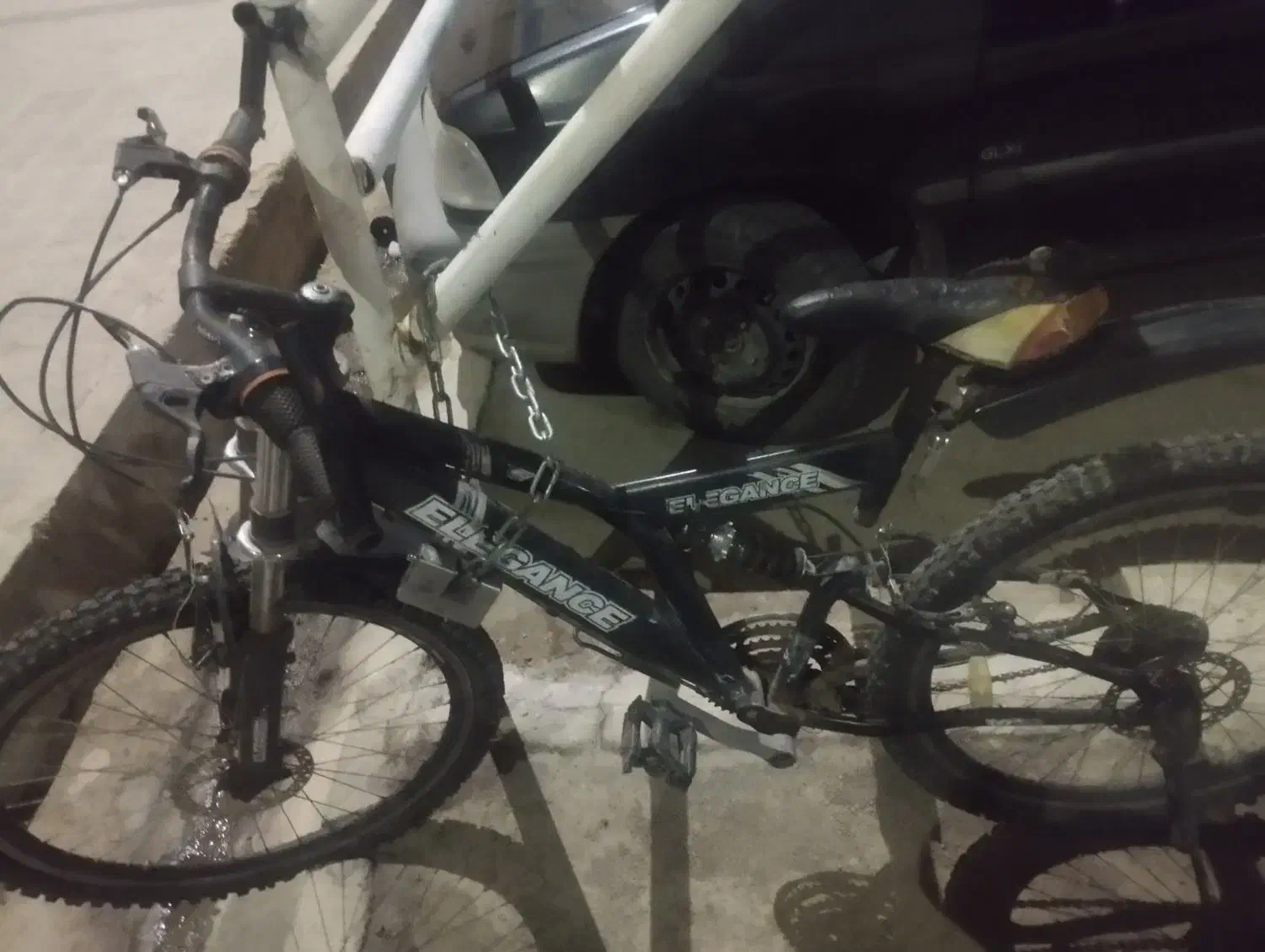 دوچرخه ۲۶|دوچرخه، اسکیت، اسکوتر|صدرا-فارس, فاز ۱|دیوار