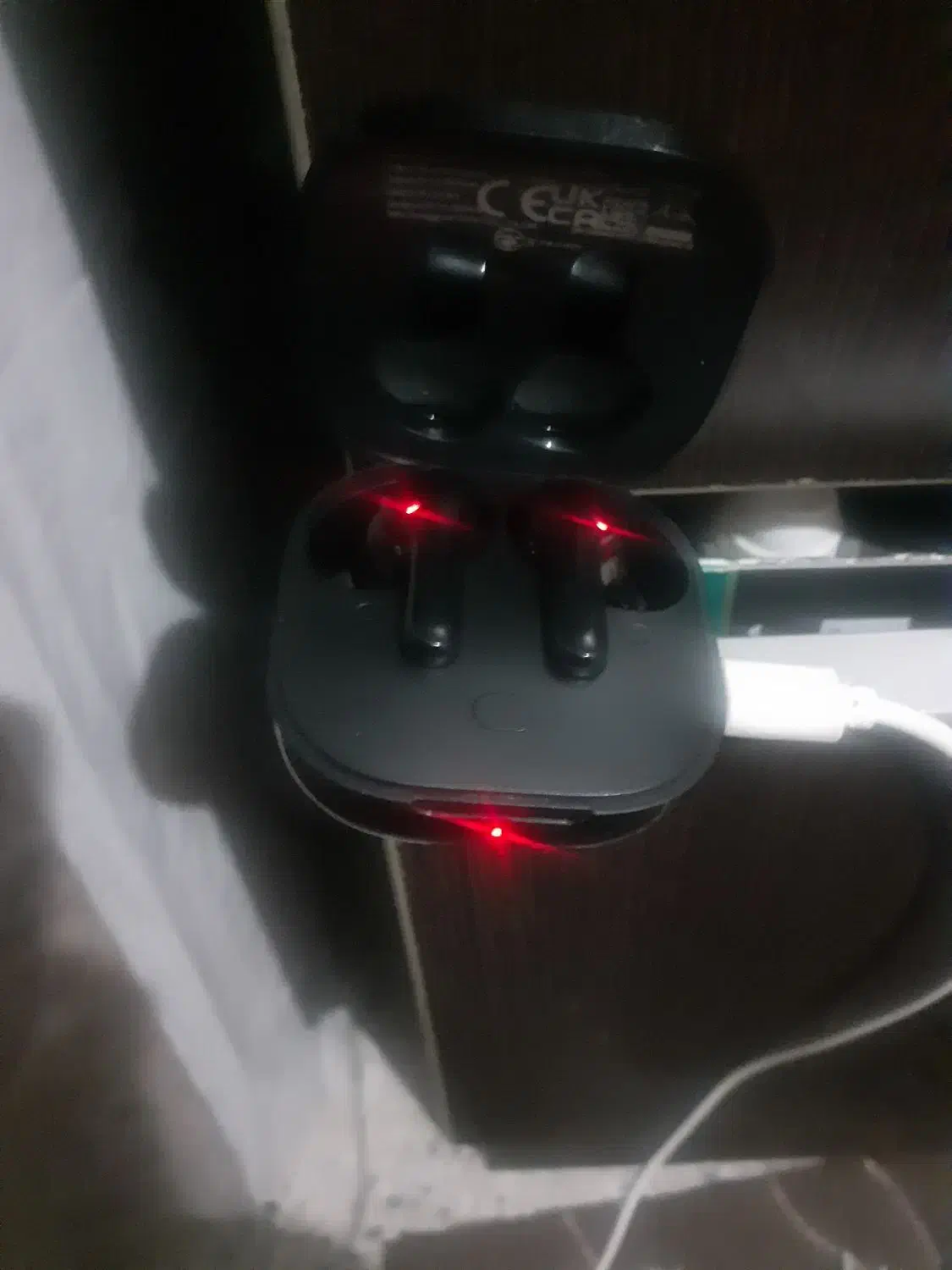 جعبه ایرپاد|لوازم جانبی موبایل و تبلت|تهران, آهنگ|دیوار