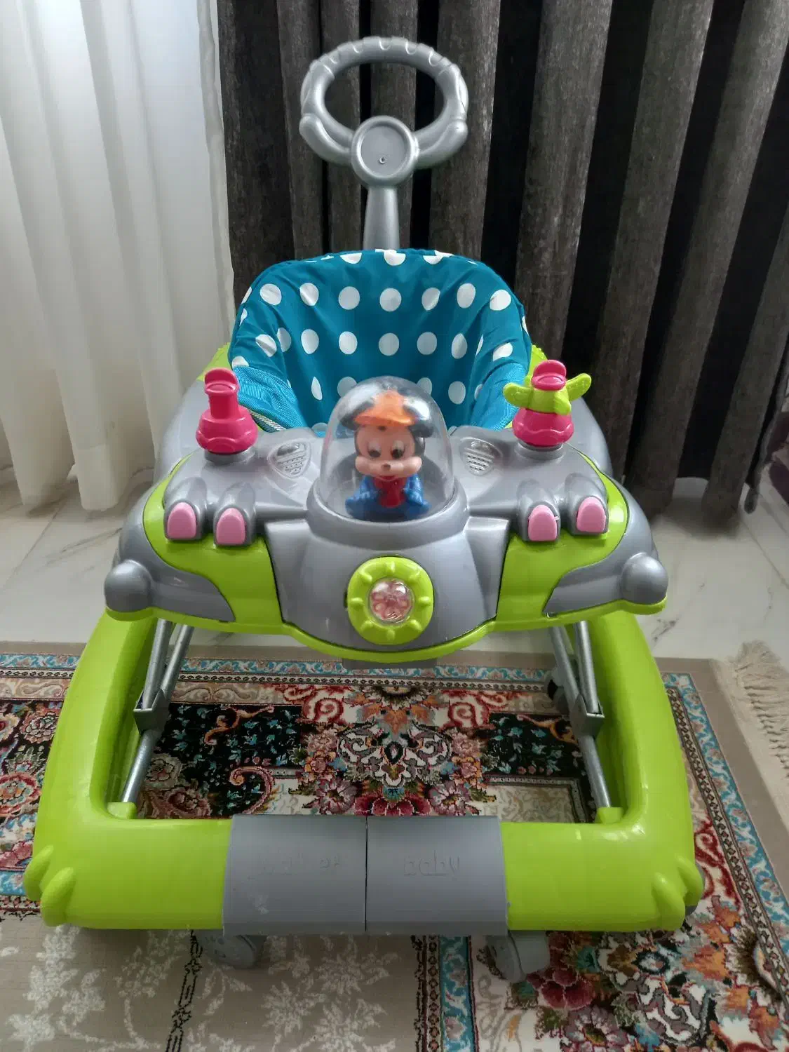 روروئک|کالسکه و لوازم جانبی|شیروان (خراسان), |دیوار