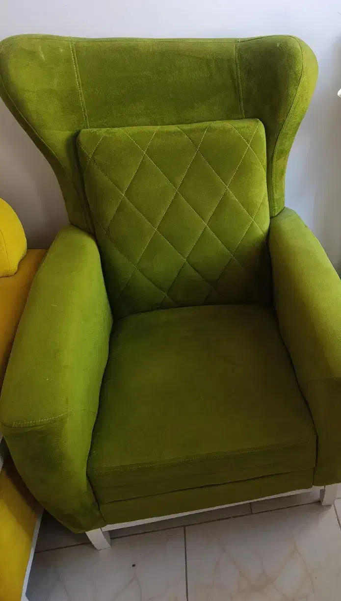 مبلمان خانگی چستر|مبلمان خانگی و میز عسلی|گلبهار, شهر جدید گلبهار|دیوار