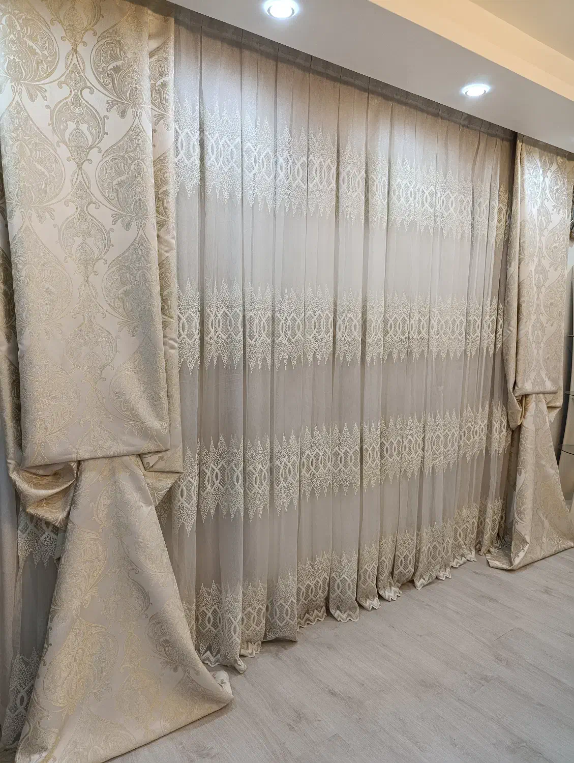 پرده سرا حریر ترک|پرده، رانر، رومیزی|شیراز, لاله|دیوار