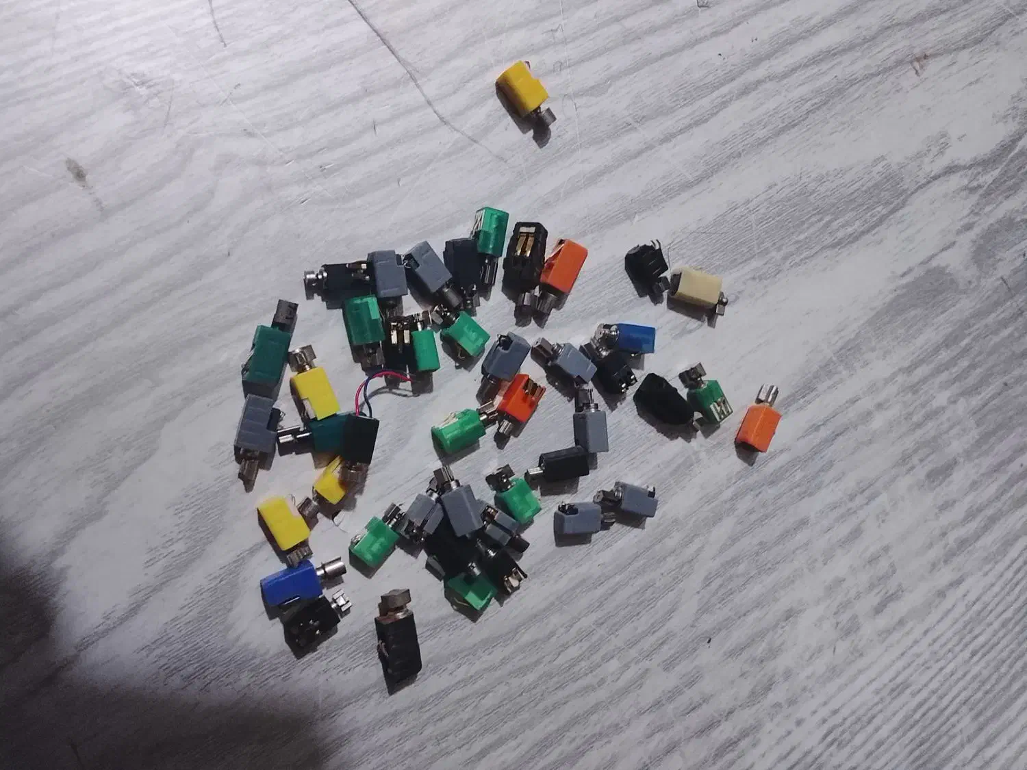 ارمیچر|لوازم جانبی موبایل و تبلت|صباشهر, |دیوار