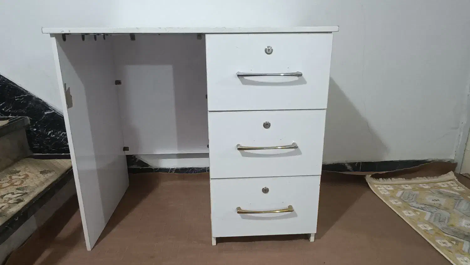 میز کار|میز تحریر و کامپیوتر|کرمانشاه, |دیوار