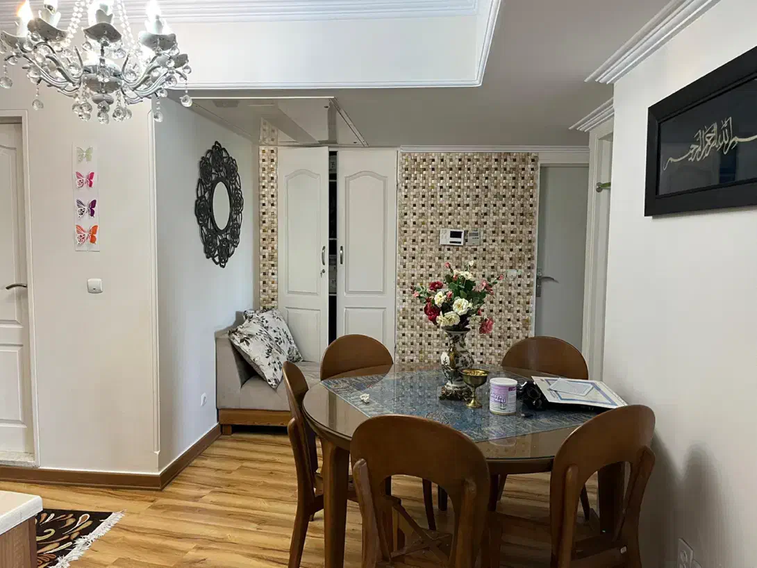 ۱۱۱متر/۲خواب/ویو ابدی جنگل/جنوبی/دریاچه چیتگر