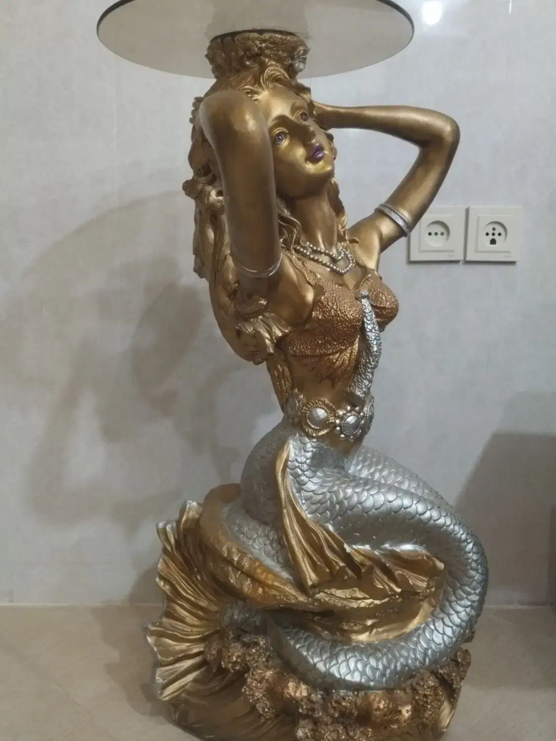 مجسمه|مجسمه، تندیس، ماکت|یزد, |دیوار