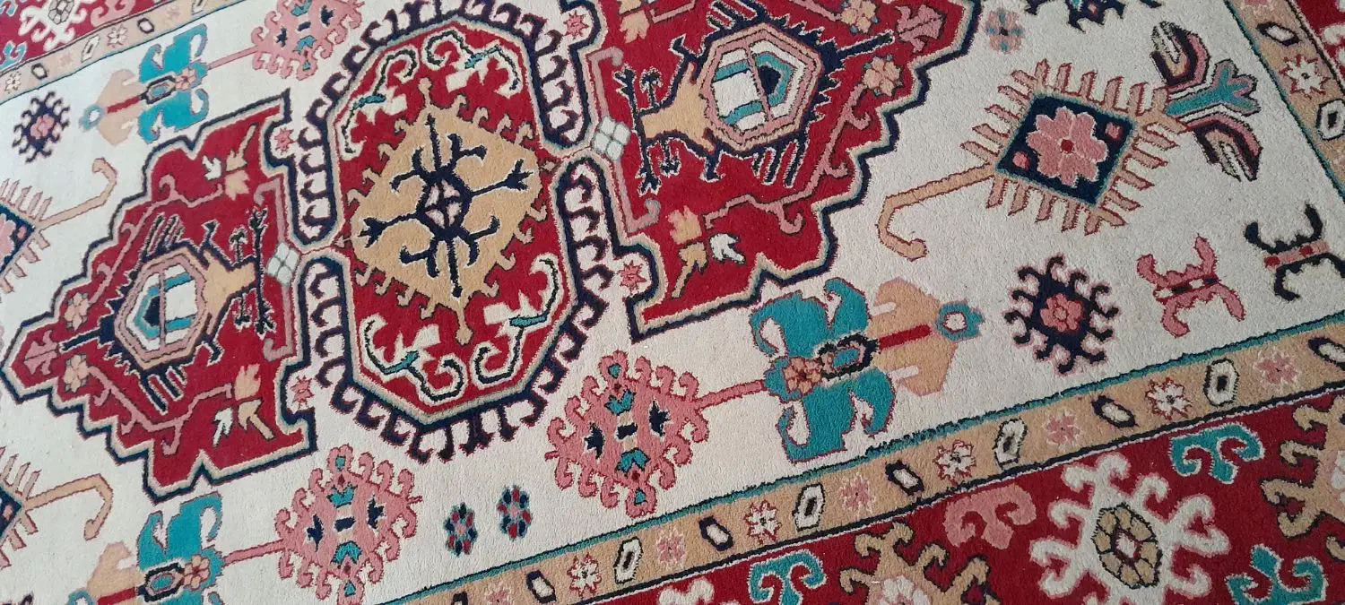 دو فرش ۶ متری و یک ۹ متری|فرش|شاهینشهر, عطار|دیوار