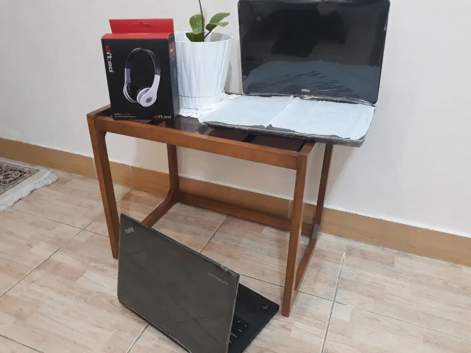 دو دستگاه غول قدرتمند آمریکایی think pad و dell|رایانه همراه|رشت, چله خانه|دیوار