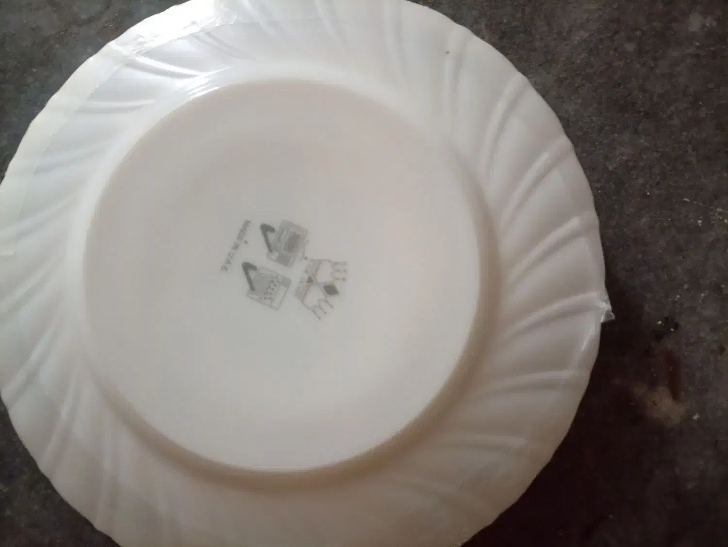 ظروف نو|ظروف سرو و پذیرایی|چهارباغ, |دیوار