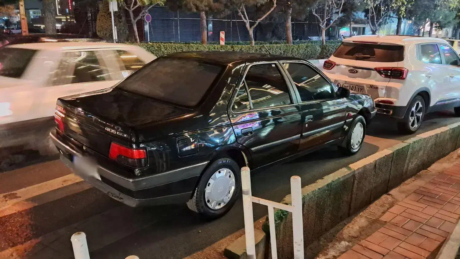 ۴۰۵ مدل۹۳ بی رنگ شاسی پلمپ داشبورد جدید|خودرو سواری و وانت|مشهد, جاهد شهر|دیوار