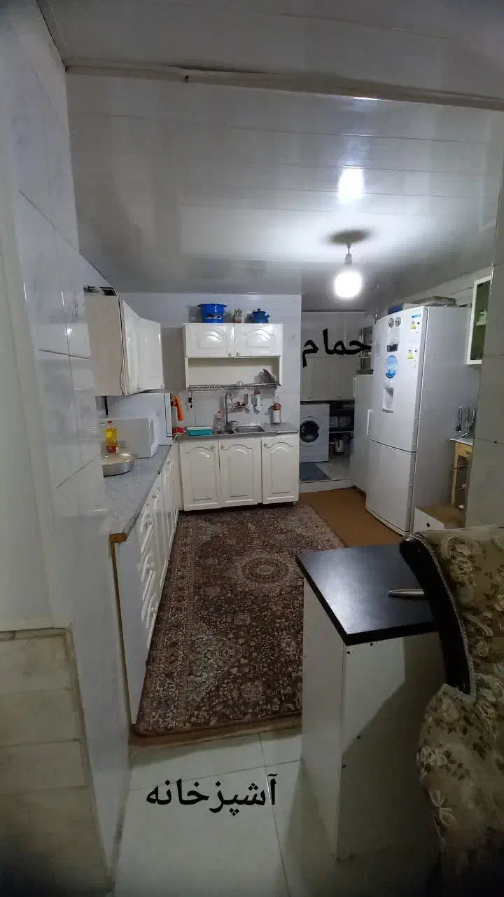 خانه نقلی تقاطع کیوانفر یک کوچه به خیابون اصلی|فروش خانه و ویلا|قم, پشت انبار نفت|دیوار