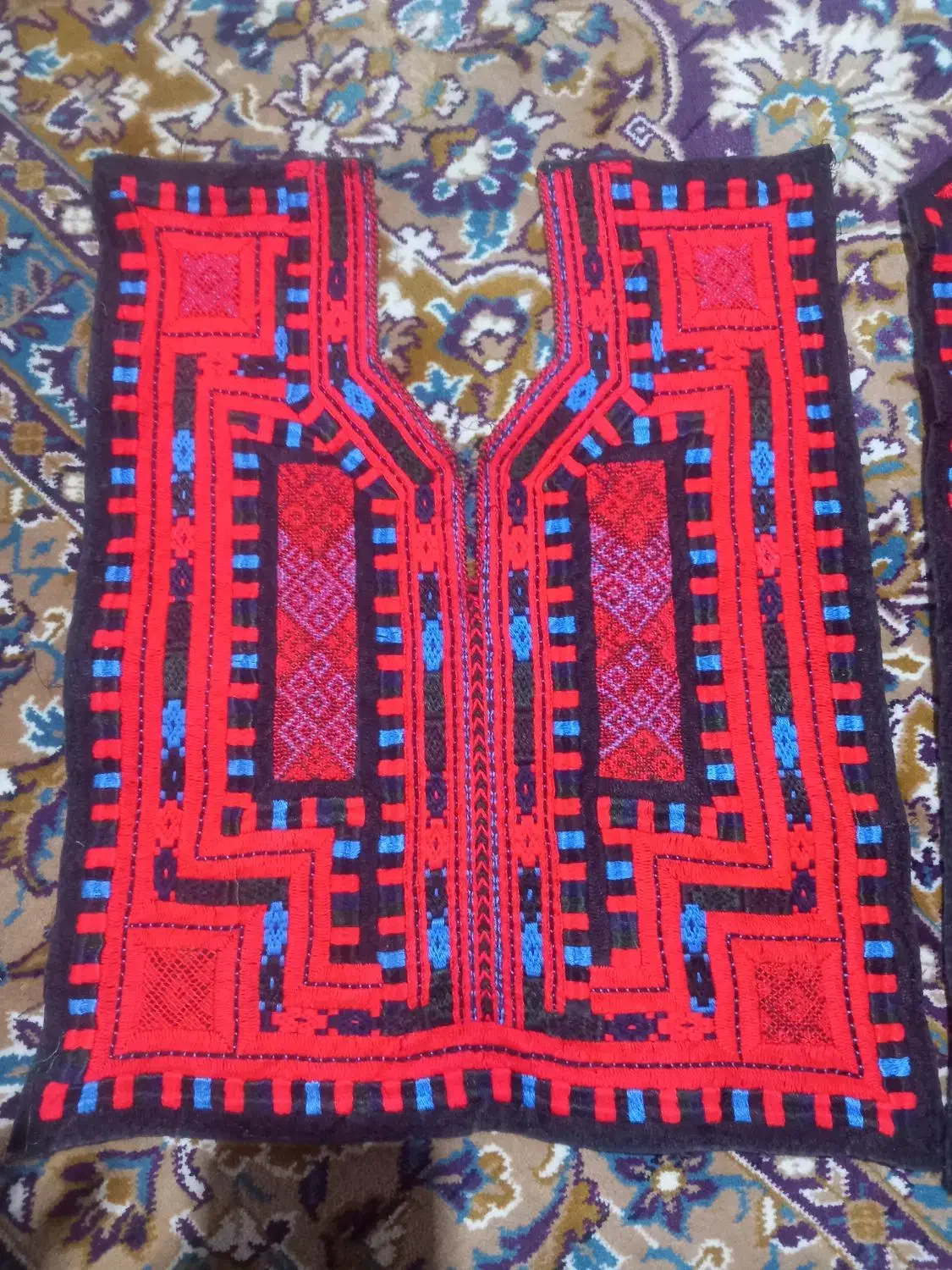 زی دست دوم کاملا دست دوز|لباس|زاهدان, |دیوار