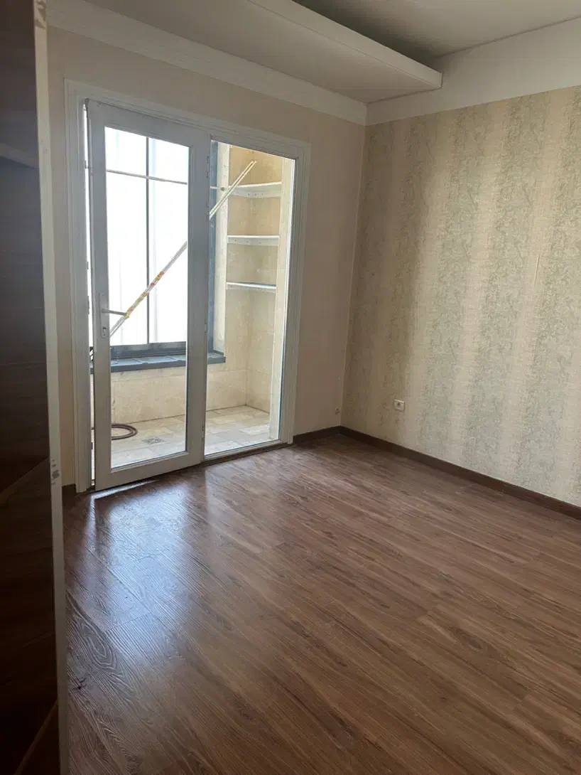 ۱۵۰ متر ۳ خوابه ۵ ساله شهر آرا منصوری