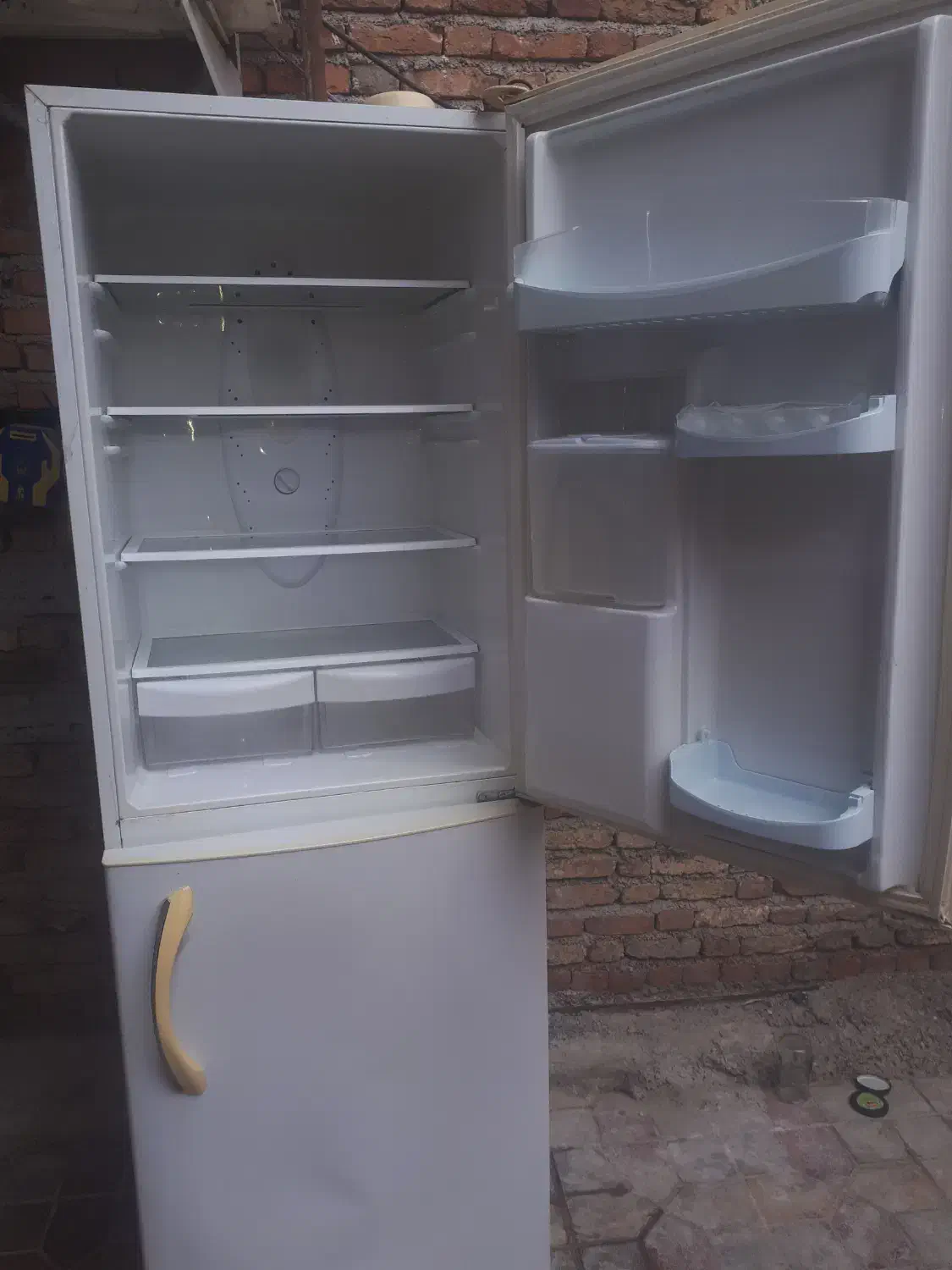 یخچال|یخچال و فریزر|پارسآباد, |دیوار