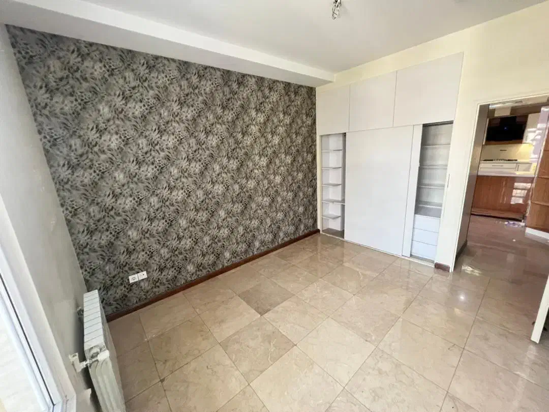 ۱۰۰متر ۲خواب / ۷ساله / سالن پرده خور رو به آفتاب|فروش آپارتمان|تهران, شهرک پرواز|دیوار