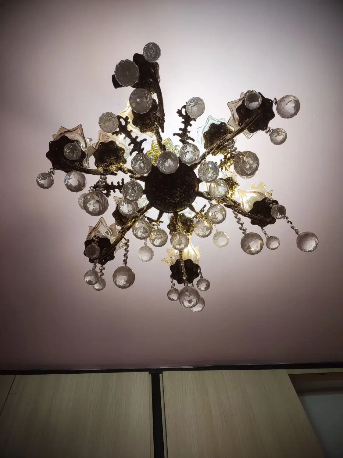 لوستر برنجی|لوستر و چراغ آویز|بروجرد, |دیوار