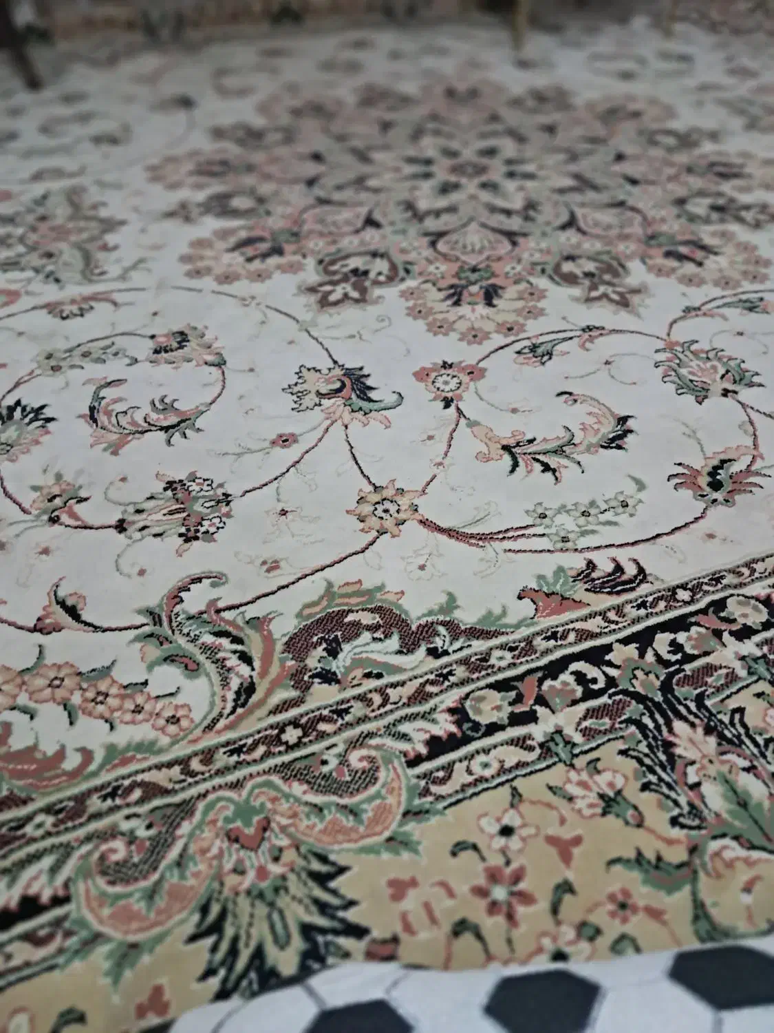 فرش|فرش|نیشابور, کشتارگاه|دیوار