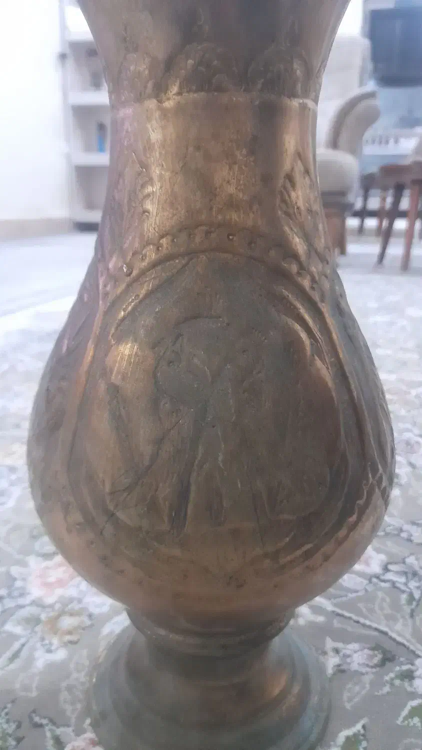 گلدان|کلکسیون اشیاء عتیقه|خرمشهر, |دیوار