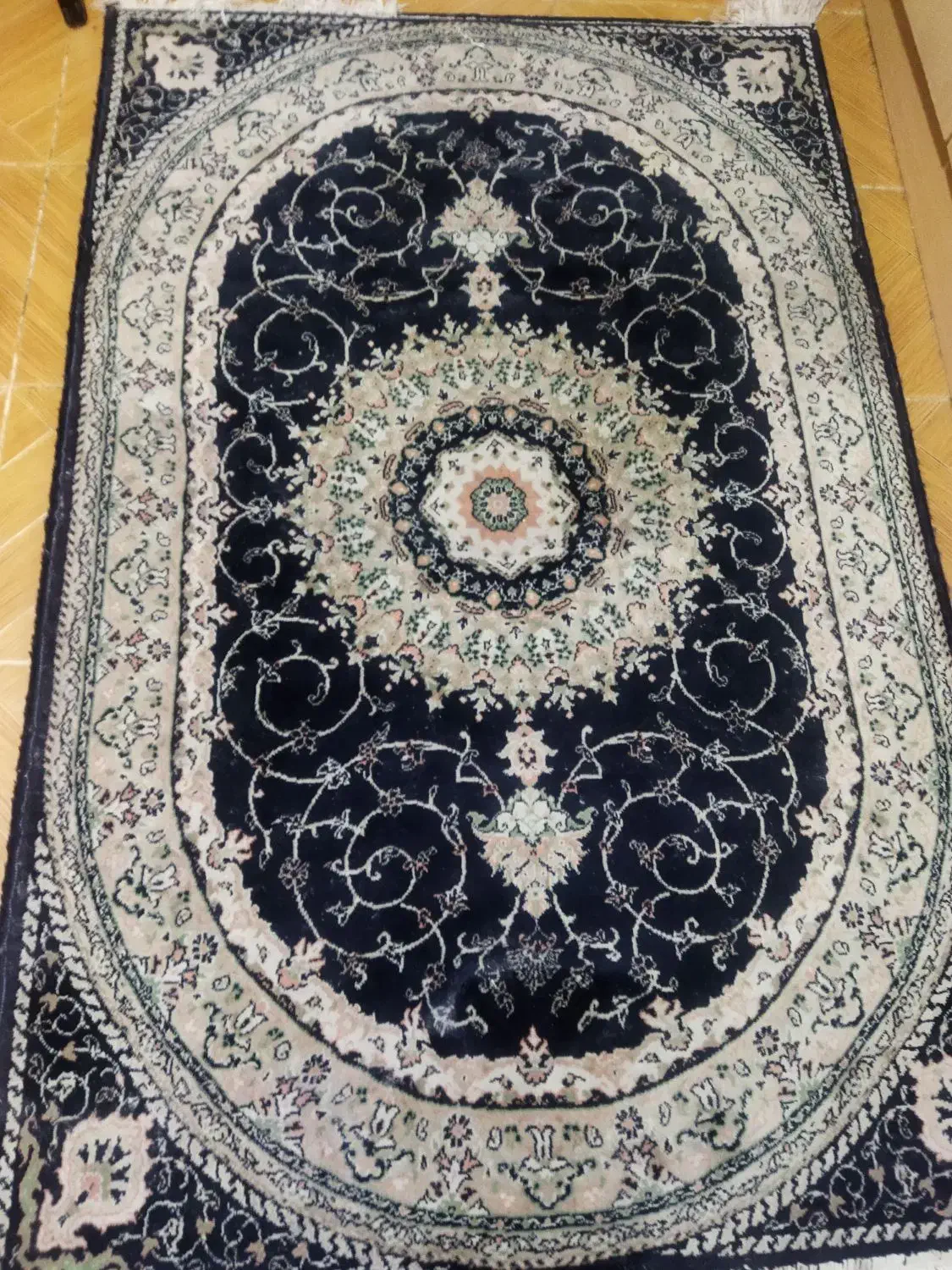 قالیچه|فرش|رشت, چله خانه|دیوار