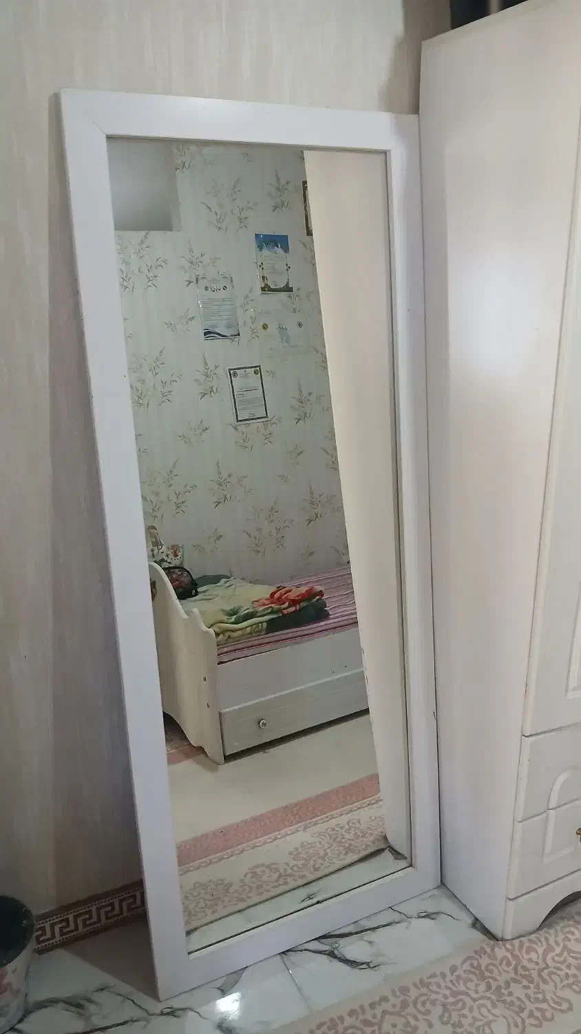 سرویس خواب|تخت و سرویس خواب|محمدشهر, محمدشهر|دیوار