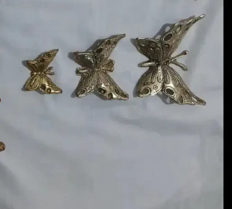 پروانه برنز و پرستوی برنز|کلکسیون اشیاء عتیقه|کرمانشاه, |دیوار