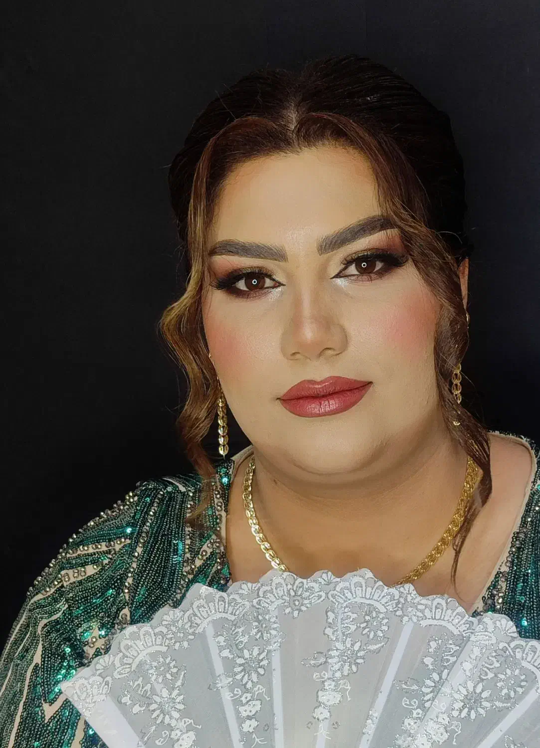 میکاپ و شنیون|خدمات آرایشگری و زیبایی|الیگودرز, |دیوار