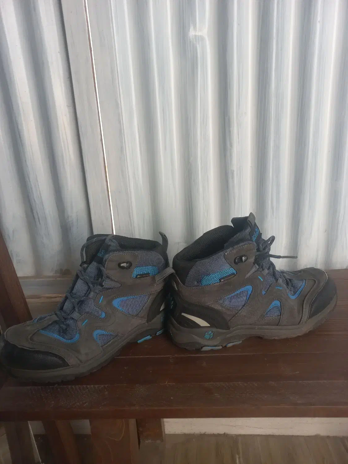 کفش کوهنوردی|کوهنوردی و کمپینگ|تربت جام, بیست متری منبع آب|دیوار