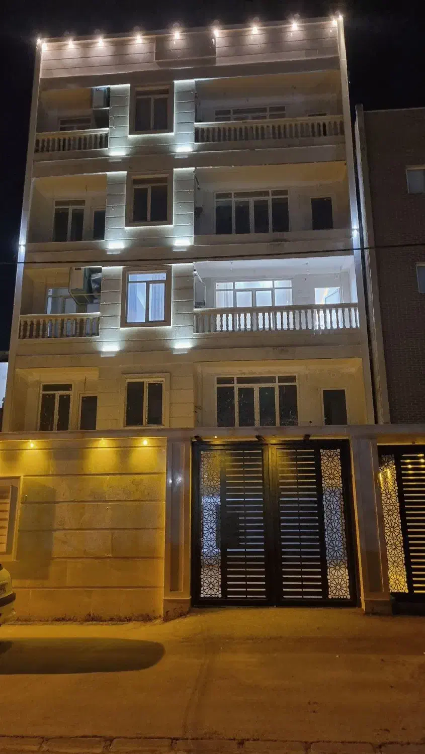 آپارتمان شهرک صدف طبقه اول خام جنوبی|فروش آپارتمان|سیرجان, |دیوار